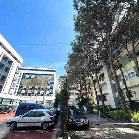 Cozy Heaven Golem (Tirana)